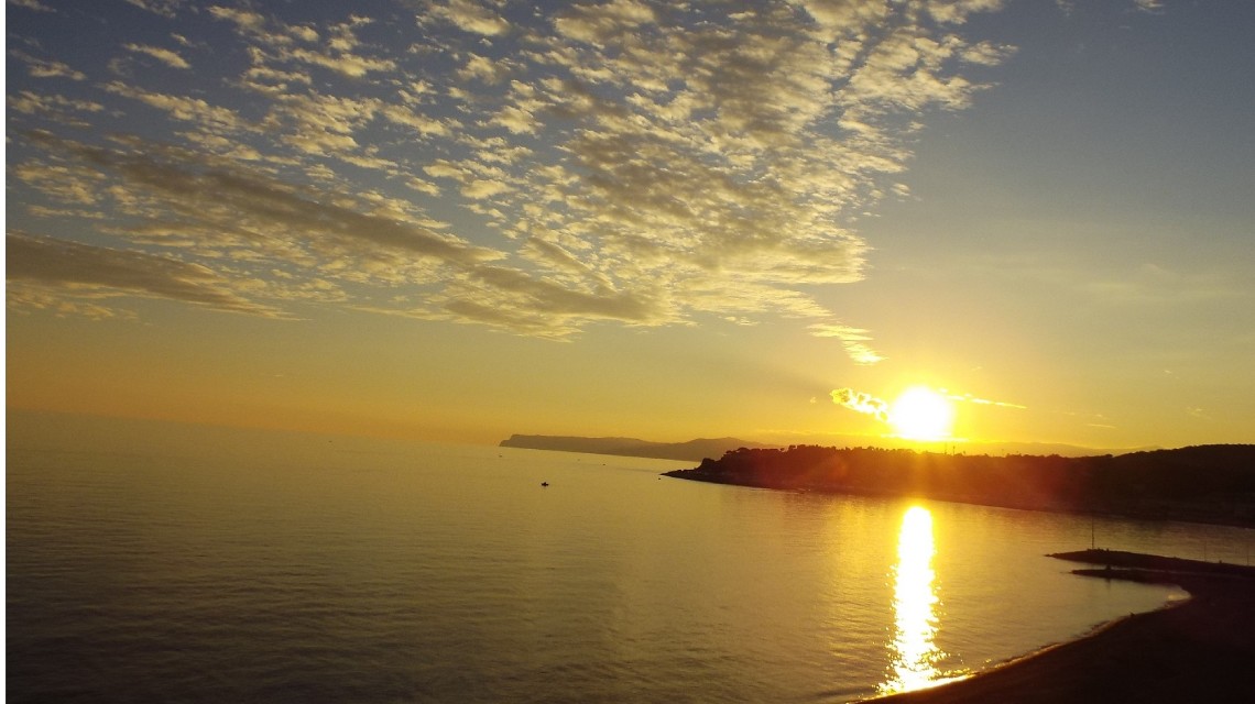 Varazze Mille Colori – Hotel Ideale Varazze – Albergo tre stelle sul mare in Liguria